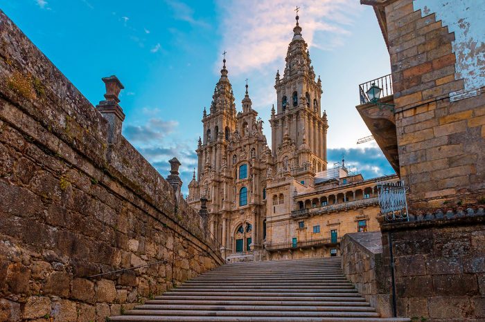 Lo mejor de Portugal con Santiago de Compostela – Abril 2023 a marzo 2024