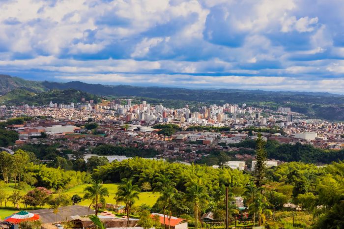 Colombia: Bogotá, Pereira (zona cafetera) y Medellín – Enero a diciembre 2025
