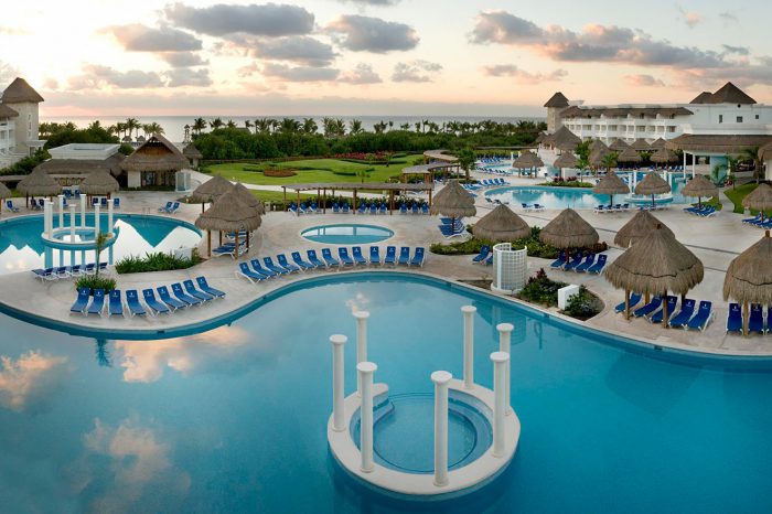 Playa del Carmen (Grand Riviera Princess) + Panamá GRATIS – Noviembre 2025